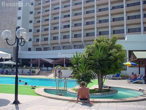 Ajax Hotel 30